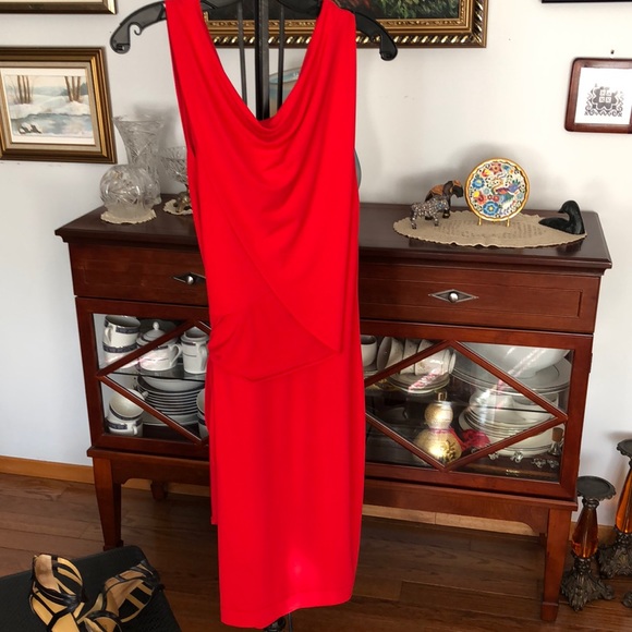 Periphery Sleeveless Red Cocktail Dress - Picture 2 of 9